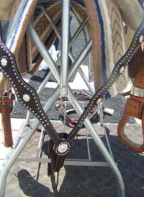 brownsilverbreastcollar